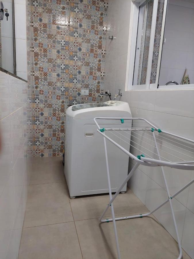 Otimo Apartamento Sobreloja Com Wifi E Estacionamento Incluso Maringá Buitenkant foto